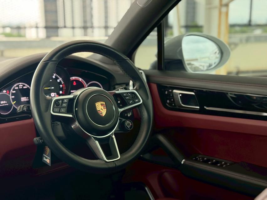 Cayenne e-hybrid Coupe 6