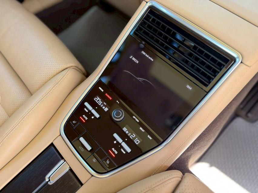 Porsche Panamera 4 E-Hybrid Platinum Edition (MNC) ปี 2023 ไมล์ 24,xxx km. 13