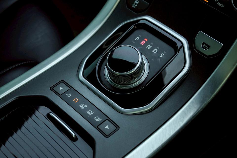 Land rover Evoque 2.2 SD4 AT 10