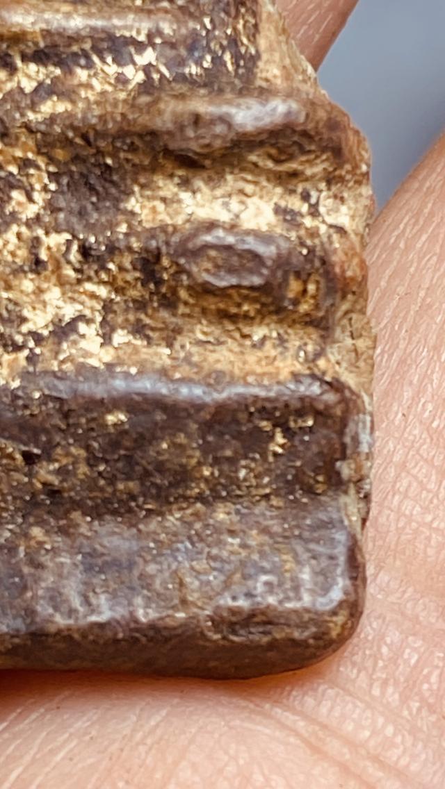 พระกรุเนื้อตะกั่วสนิมแดง รูปที่ 6