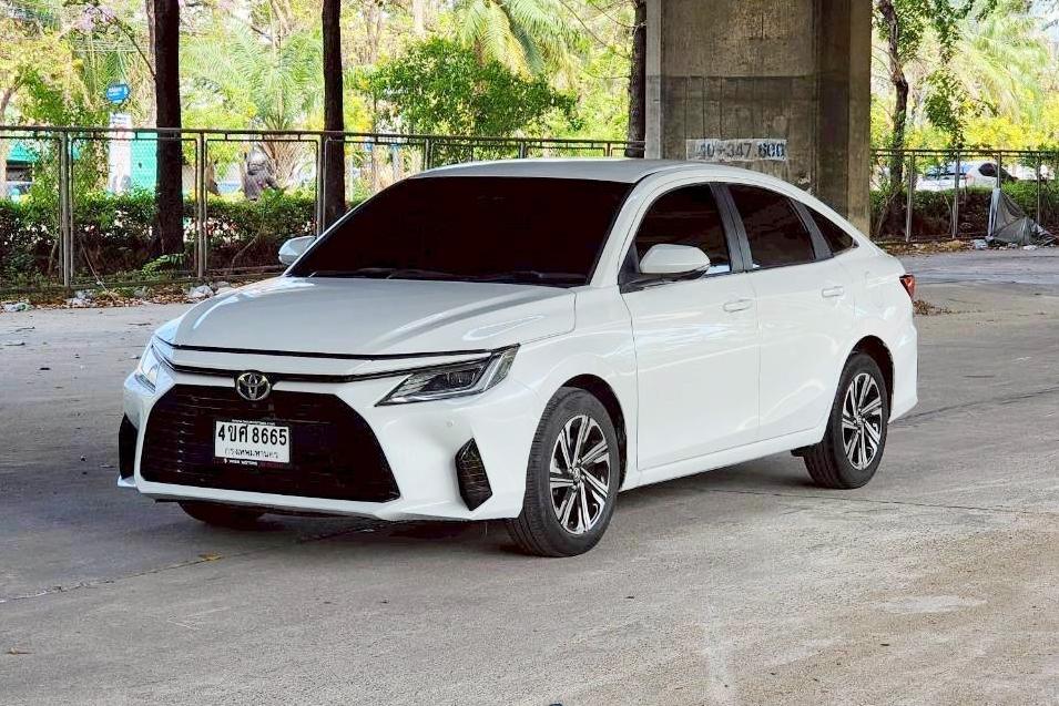 🔥เครดิตดี ฟรีดาวน์ Toyota YARIS ATIV 1.2 Premium Luxury AT ปี 2023 รูปที่ 2