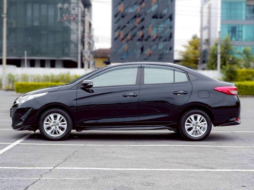 รหัสรถ QT1211 Toyota Yaris ativ 1.2 E สีดำ ปี 2018 8