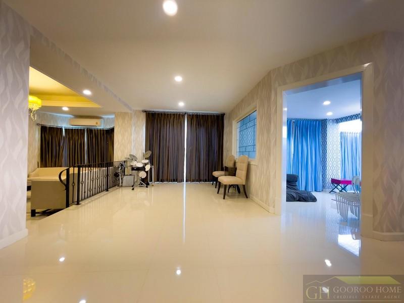 ขายคฤหาสน์หรู พฤกษ์ภิรมย์ รีเจ้นท์ ปิ่นเกล้า เนื้อที่ 257.8 ตรว 4 นอน 4 น้ำ พร้อมฟังก์ชันครบครันสำหรับทุกคนในบ้าน 2