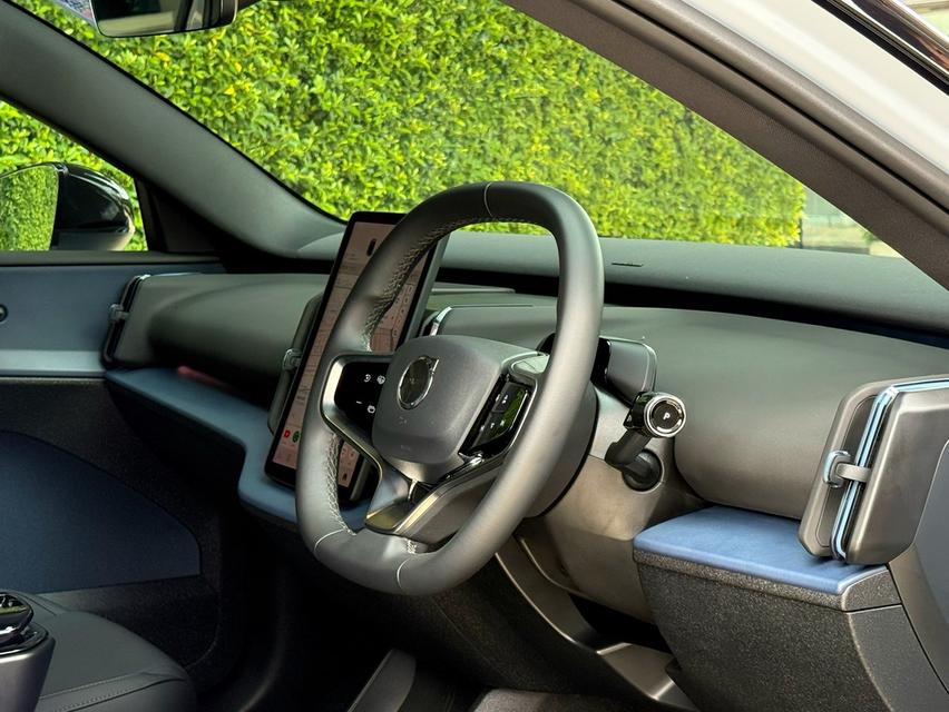 2024 VOLVO EX30 ULTRA รถมือเดียวออกป้ายแดง วิ่งน้อยเพียง 7,800 กม รถเข้าศูนย์ตลอด รถไม่เคยมีอุบัติเหตุครับ เปลี่ยนแบตเตอรี่จากศูนย์แล้วครับ รูปที่ 11