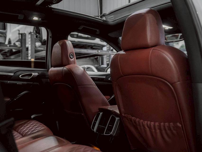 รหัสรถ 67GG4224 Porsche Cayenne 3.0 v6 Hybrid  ปี 2013 ปีแท้ไม่ใช่แค่จด 2013 Top 18