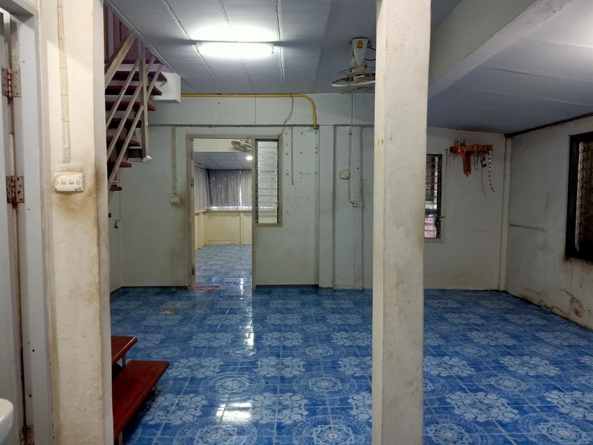 ขายบ้านพร้อมที่ดินสิ่งปลูกสร้าง 8