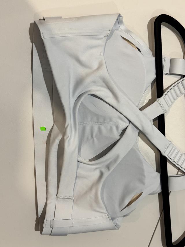 ADIDAS FastImpact Luxe Run High-Support Bra Aeroready-Tech (S-M) รูปที่ 9