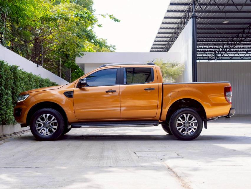 Ford Ranger 2.0 Wildtrak Double Cab 4x2  ปีจด 2019  4