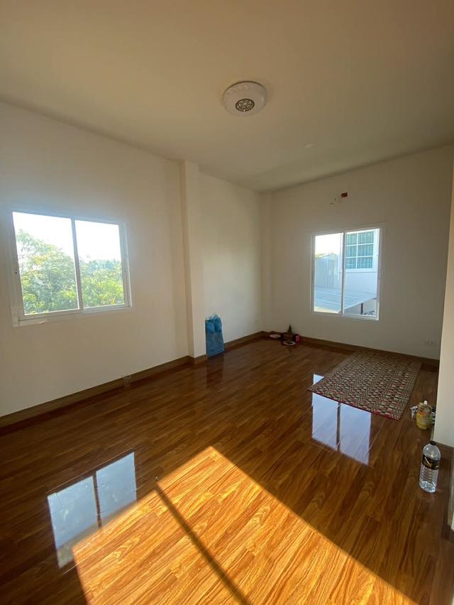 บ้านเดี่ยว 200 ตรว. ใกล้บึงแก่นนคร 4