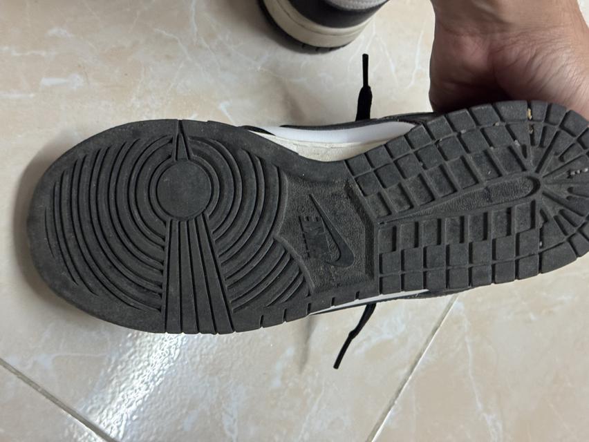 Nike dunk low panda แท้ (รับประกันจาก sasom) มือสอง ไม่ค่อยได้ใส่ 8