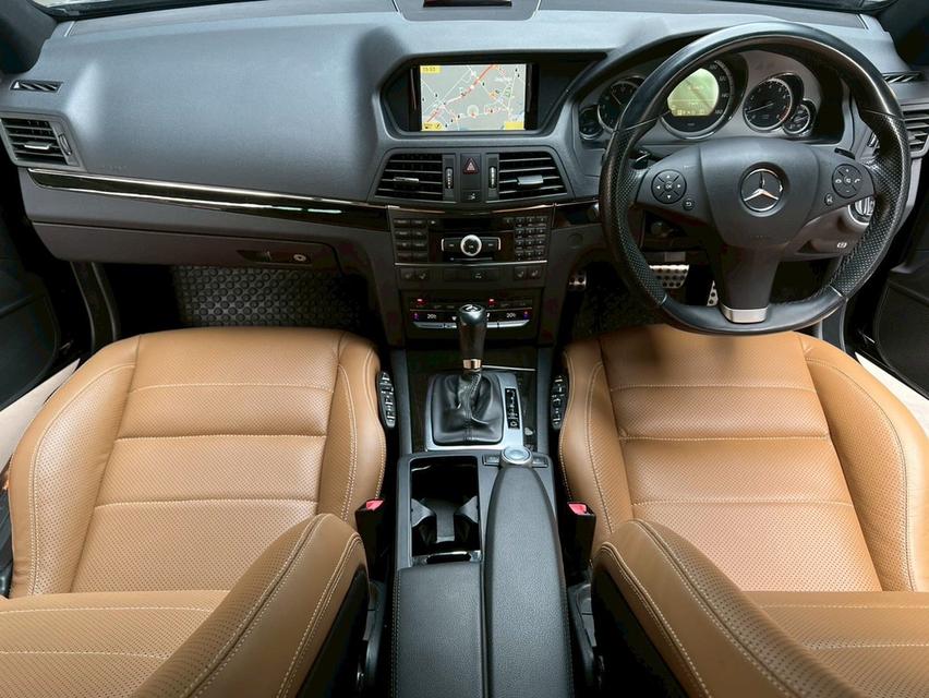 Mercedes-Benz E200 CGI Coupe 6