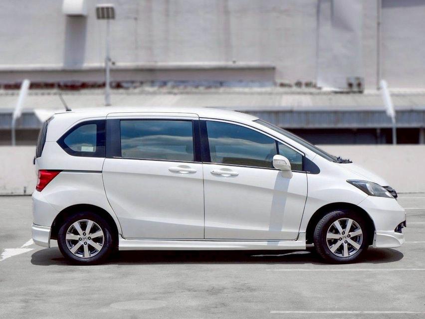 รหัสรถ QT5784 Honda Freed 1.5 SE เกียร์ Auto สีขาวมุก ปี2010 8