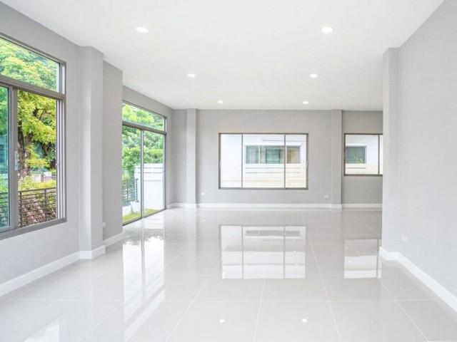 บ้านเดี่ยวหรูรีโนเวทใหม่ เพอร์เฟคเพลส 3 ราชพฤกษ์ ตอบโจทย์ครอบครัวที่กำลังมองหาบ้านหลังใหญ่