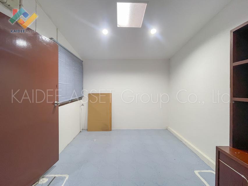 ทาวน์เฮ้าส์ เมืองทองธานี โครงการ 5 ถนน บอนด์สตรีท แจ้งวัฒนะ 16