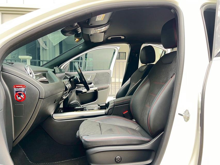 Mercedes-Benz GLA200 AMG 2022 สภาพสวย  9