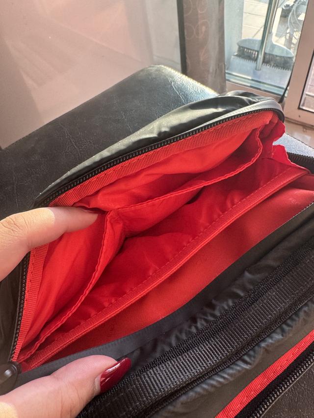 กระเป๋า Topologie SizeM แท้100% มือสอง รูปที่ 4