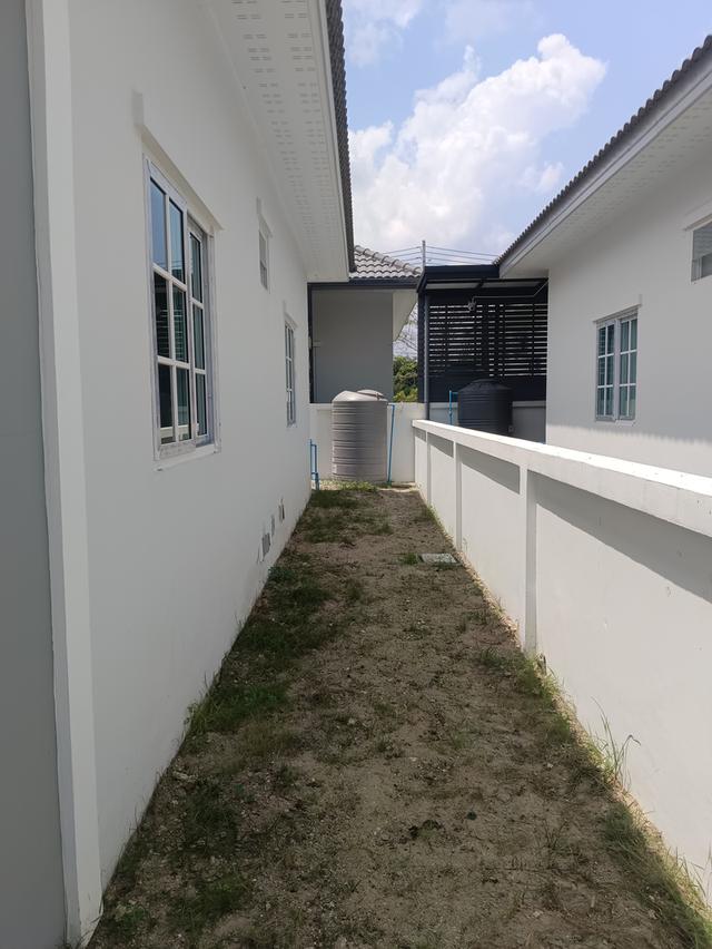 บ้านเช่าสไตล์โมเดิร์น ใกล้ ม.อีเทค 5