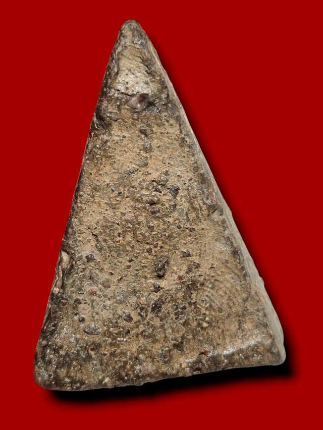 พระกรุ พระเครื่อง นางพญา 3