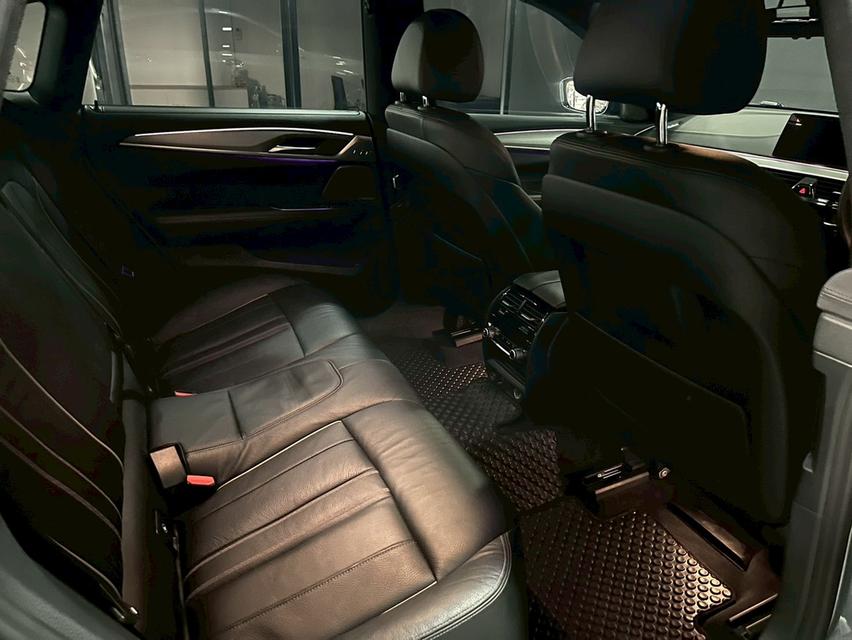 BMW 630D GT M Sport Gran Turismo RHD ปี 2017 ประวัติศูนย์ครบ มือเดียวป้ายแดง 16