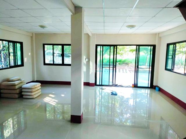 อ่างซับประดู่ คลองตะแบก 900 ม.ปั๊มน้ำมัน ปตท. สีคิ้ว บ้านเดี่ยว 2 ชั้นหลังใหญ่ 3 นอน 2 น้ำ ขนาด1.5ไร่ บรรยากาศร่มรื่น ถ. 3