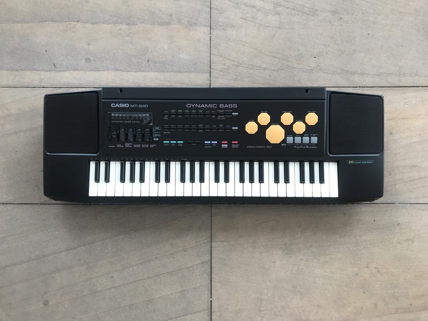 Casio MT-640 Dynamic Bass 49-Key Tone Bank Keyboard with Midi In, Out (Made in Japan) รูปที่ 3