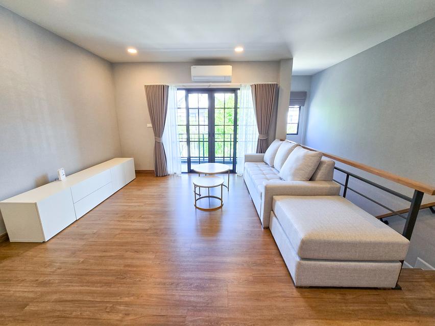 ขาย บ้านเดี่ยว 𝐂𝐞𝐧𝐭𝐫𝐨 𝐁𝐚𝐧𝐠𝐧𝐚 🏡แบบบ้านใหญ่สุดในโครงการ เฟอร์นิเจอร์ครบ หน้าบ้านทิศเหนือ ฮวงจุ้ยดีเยี่ยม 10/10 9