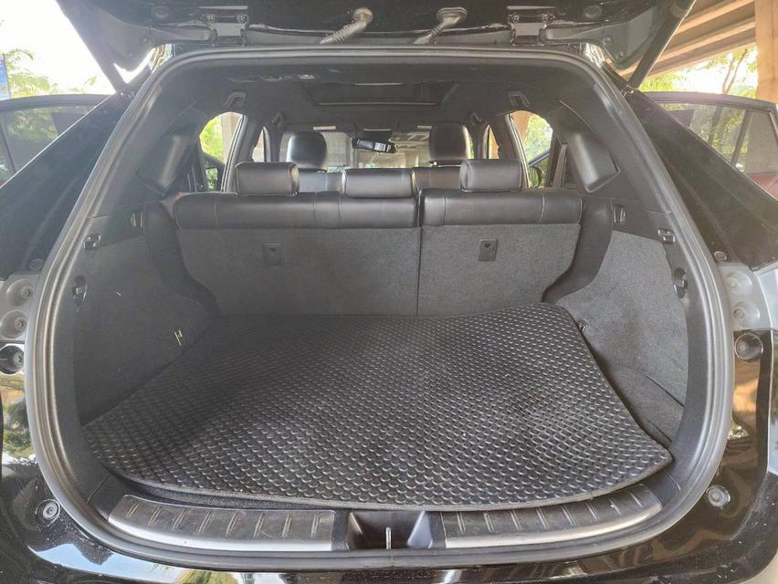 ลดล้างสต๊อก!! Toyota Harrier 2.5 Hybrid AT ปี 2014 20