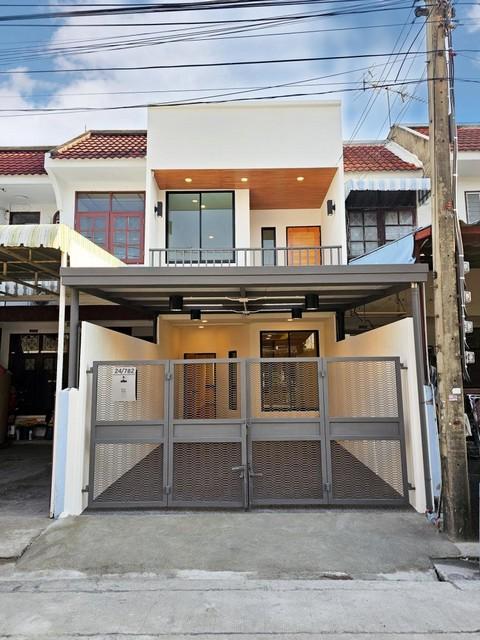 ขาย ทาวโฮม หมู่บ้านอยู่เจริญ ดอนเมือง ติดถนนวิภาวดีรังสิต 37 พร้อมเข้าอยู่ สนามบิน เขตดอนเมือง ใกล้โรงเรียนหอวัง นนทบุรี 1