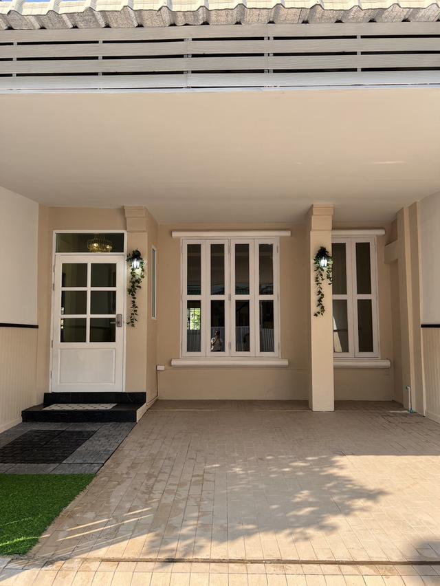 ทาว์เฮาส์ 4 นอน 3 น้ำ ติดถนนติวานนท์ ตรงข้าม ร.ร.พระหฤทัยนนท์บุรี 7