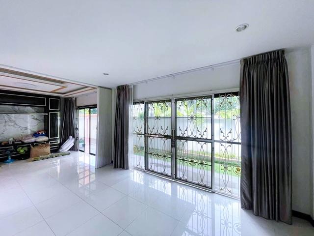 MRT บางขุนนนท์ 3.2 กม.เช่าบ้านใหม่ 2.5 ชั้น+ดาดฟ้า 73 ตร.วา. 290 ตร.ม.ตลาดน้ำตลิ่งชัน 900 ม.