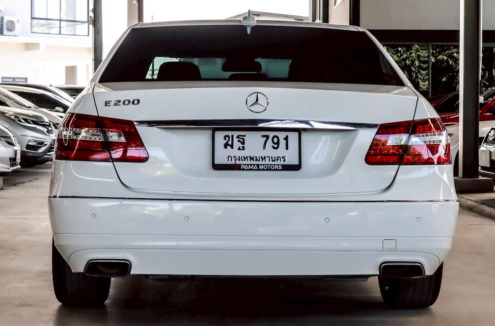 BENZ E200 CGI 1.8 W212 15
