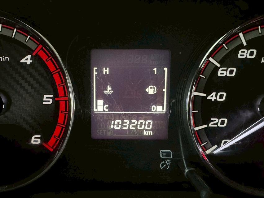 Mitsubishi TRITON 2.4 GLS PLUS CAB รุ่นรองท็อป ปี2017 ดีเซล เกียร์ธรรมดา รูปที่ 17