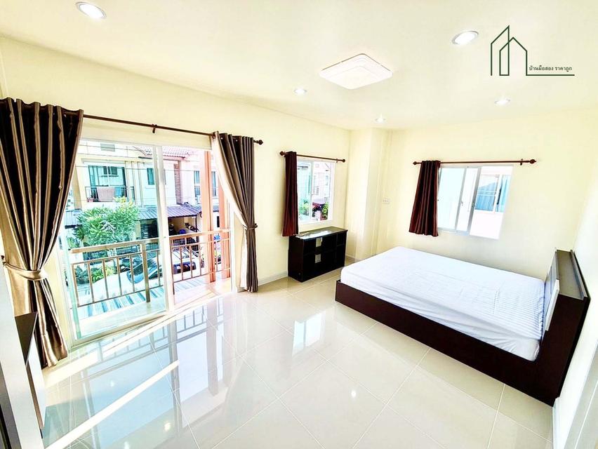 ทาวน์เฮาส์ 2 ชั้น หมู่บ้านพิศาล เลียบวงแหวน-พระราม 2 (หลังมุม) รีโนเวทใหม่ ฟรีโอน 12