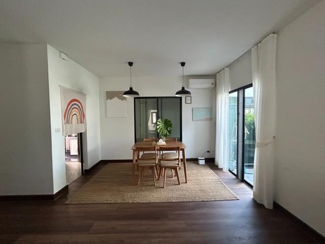 ขายบ้านเดี่ยว 2 ชั้น โครงการคณาสิริ  วงแหวนลำลูกกา ธัญญะ คลอง 5 บ้านพร้อมเฟอร์นิเจอร์ บนทำเลถนนเมน ใกล้ทางด่วน ใกล้สวนสนุกดรีมเวิลด์ 2