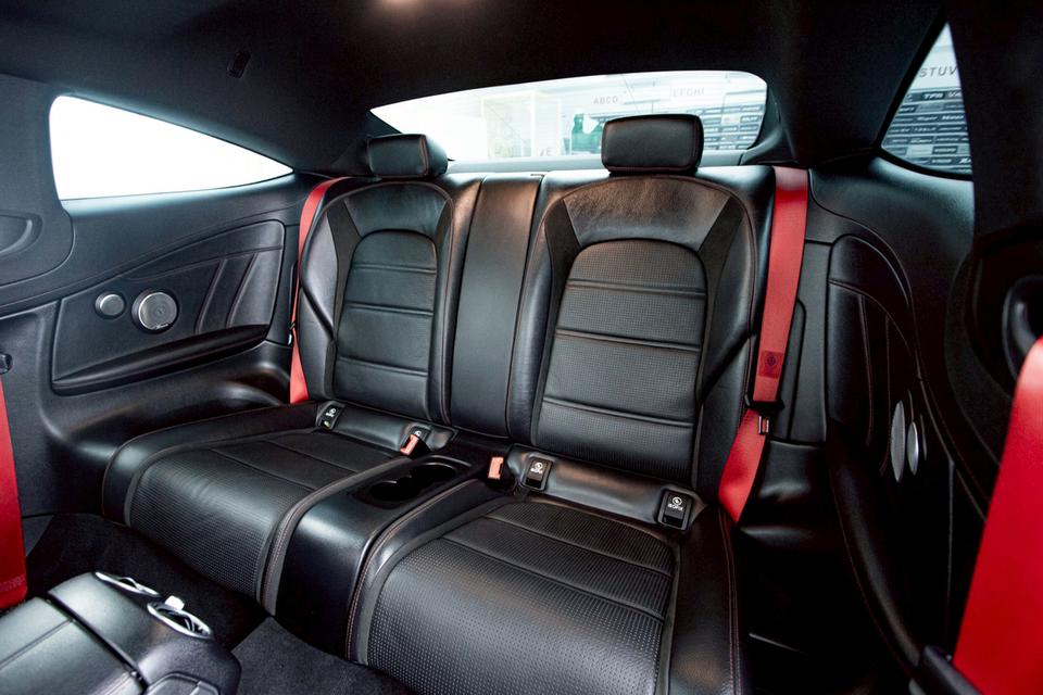 รหัสรถ 1D944 C43 4MATIC COUPE 2019 15