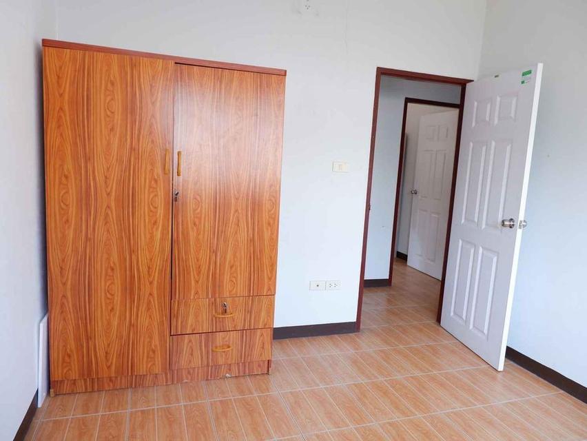 🏡✨ ทาวน์เฮ้าส์สองชั้น 2 ห้องนอน 2 ห้องน้ำ พื้นที่กว้าง โปร่งสบาย ใกล้สิ่งอำนวยความสะดวก เหมาะสำหรับครอบครัวอยู่อาศัยอย่างลงตัว 👨‍👩‍👧‍👦 3