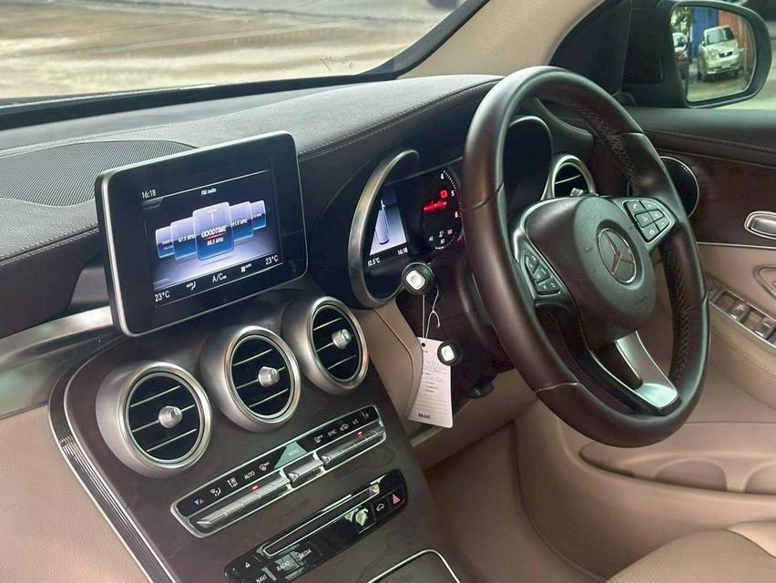 Mercedes Benz GLC250d Off-road CKD (W253) ปี 2018 จด 2019   14