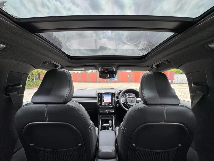Volvo XC40 Recharge Plug-in Hybrid (ปี 2022) รูปที่ 15
