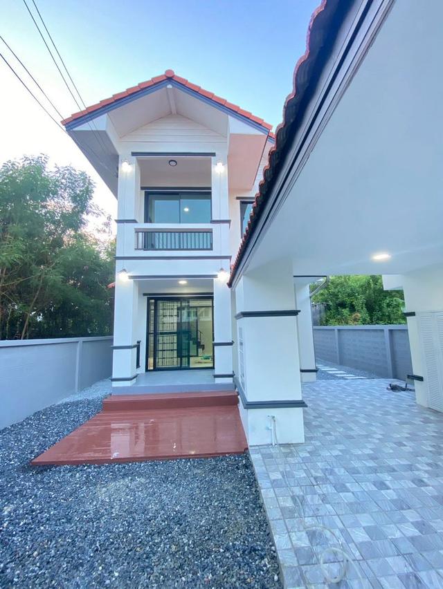 🏡 ขายบ้านเดี่ยว 2 ชั้น รีโนเวทใหม่ทั้งหลัง พร้อมอยู่ ซอยรามอินทรา 8 แยก 3 เนื้อที่ 50 ตร.ว. ทำเลดี ห่างถนนรามอินทราเพียง 820 ม. ใกล้รถไฟฟ้า กม.4 3