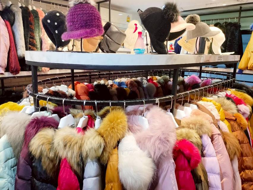 🚩💥ให้เช่า ทาวน์โฮม พร้อมกิจการร้านเช่าเสื้อกันหนาว และอุปกรณ์กันหนาว ครบวงจร พร้อมทำกิจการต่อได้เลย บางนา บางพลี สมุทรปราการ 15