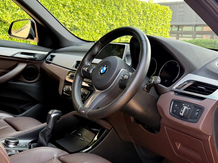 2020 BMW X1 20D MSPORT รถมือเดียวออกป้ายแดง รถวิ่งน้อย เข้าศูนย์ตามระยะ รถไม่เคยมีอุบัติเหตุครับ รูปที่ 10