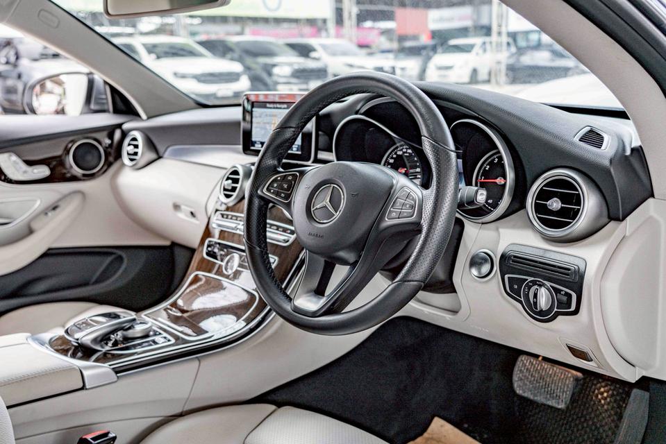 รหัสรถ NP5665 BENZ C250 COUPE SPORT 2018 13