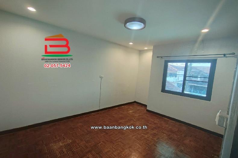 ทาวน์เฮาส์ หมู่บ้านพฤกษา 11 คลอง 3 เนื้อที่ 24.2 ตร.ว (ใกล้ตลาดเจริญผล) ตำบลคลองสาม อำเภอคลองหลวง ปทุมธานี 11