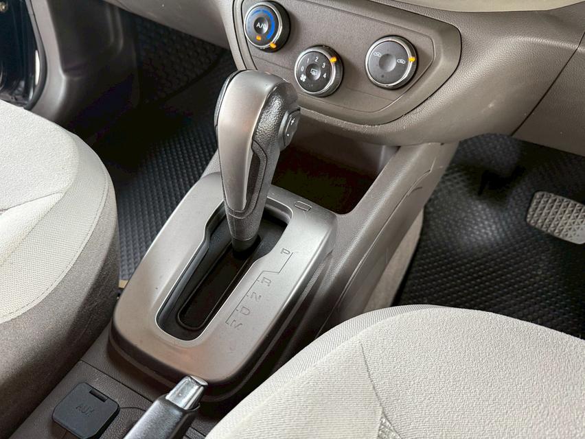 Chevrolet Spin 1.5LTZ ปี 2014  7ที่นั่ง มือเดียว ไมล์แสนสอง เพียง129,000บาท ขายสดครับ สวยพร้อมใช้ ทดลองขับได้ เครื่องยนต์เกียร์ช่วงล่างดี แอร์เย็นฉ่ำ รูปที่ 14