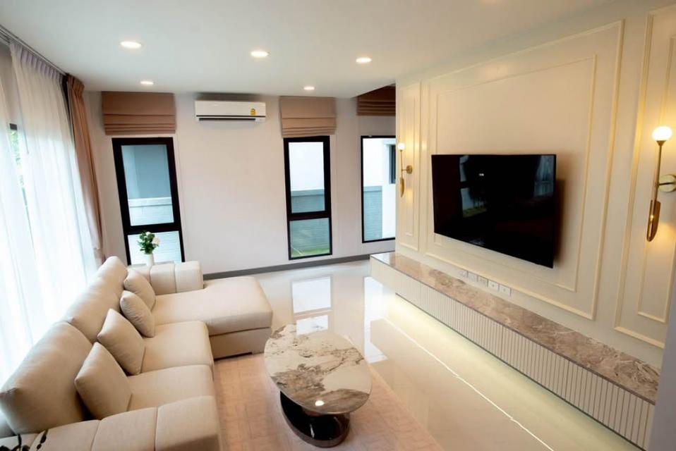 ให้เช่าบ้านเดี่ยวหรู พร้อมเฟอร์นิเจอร์ โครงการ The City บางนา 3