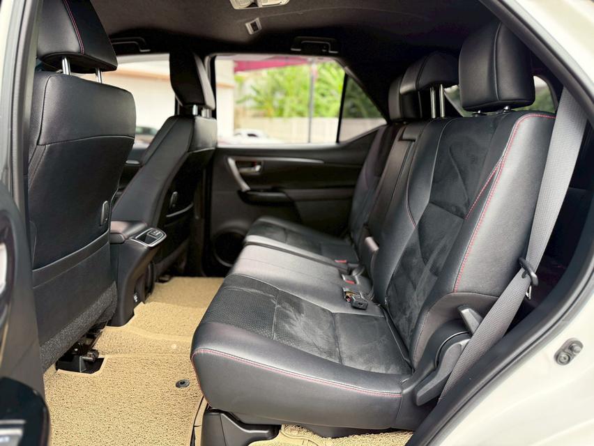 Toyota Fortuner 2.8GR Sport 4wd ปี22 รูปที่ 15