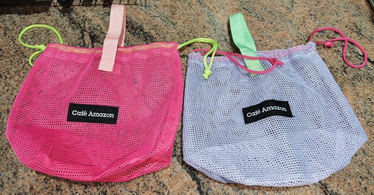 ของสะสม กระเป๋าอะเมซอน 2 ใบ