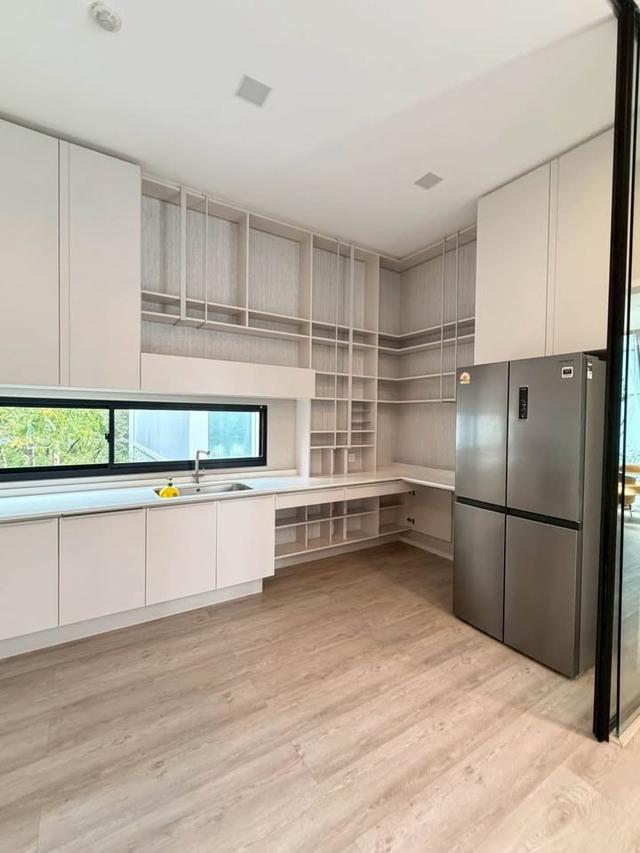 ให้เช่าบ้านเดี่ยวหรู | VIVE 2 กรุงเทพกรีฑา | ใกล้โรงเรียนนานาชาติ  บ้านเดี่ยวระดับ Luxury ในโครงการ VIVE 2 กรุงเทพกรีฑา โครงการส่วนตัว 9