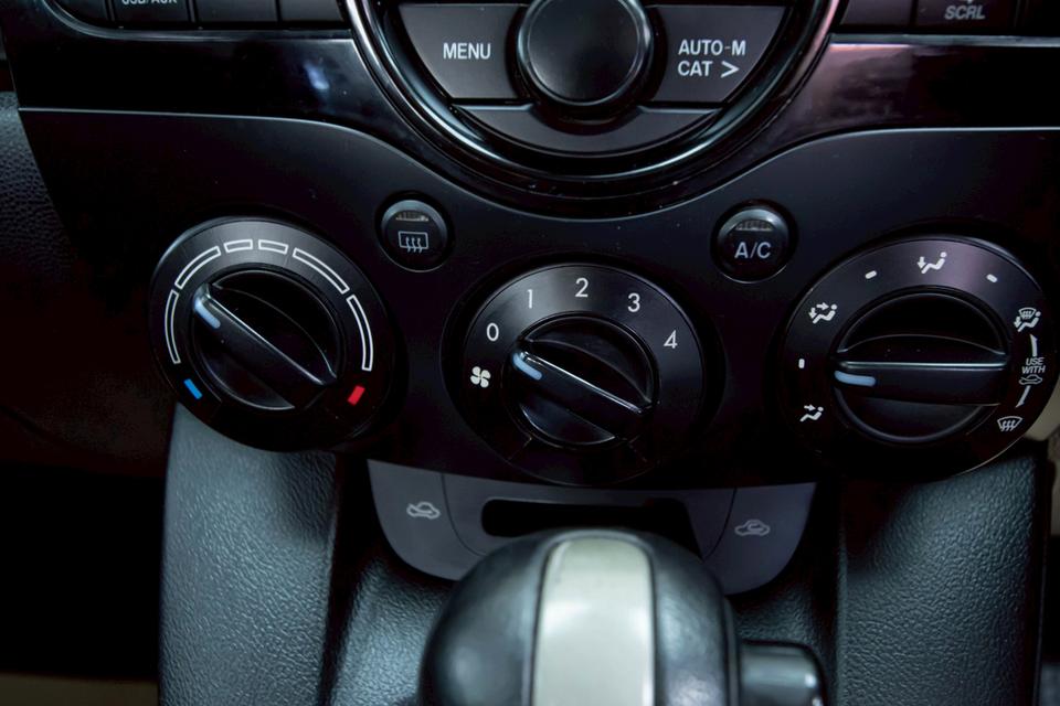 MAZDA 2 1.5 Spirit Sport 5DR 2012  12