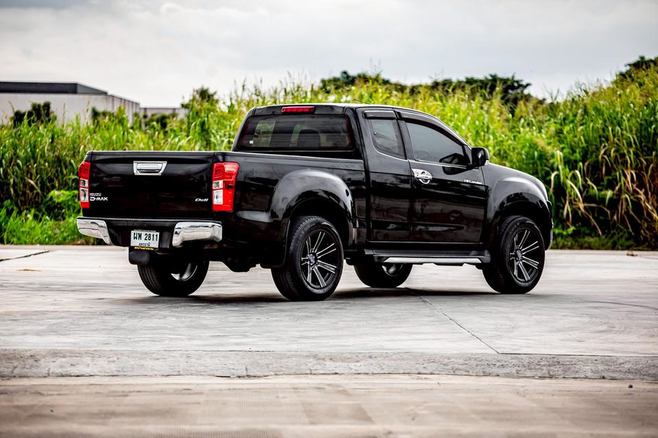 ISUZU D-MAX Hi-lander Cab 1.9 Ddi L ปี 2018 สีดำ ไมล์แท้ 80,000